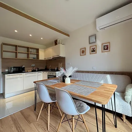 Apartman Terra Vista Penthouse Near Pirin Golf And Bansko Razlog